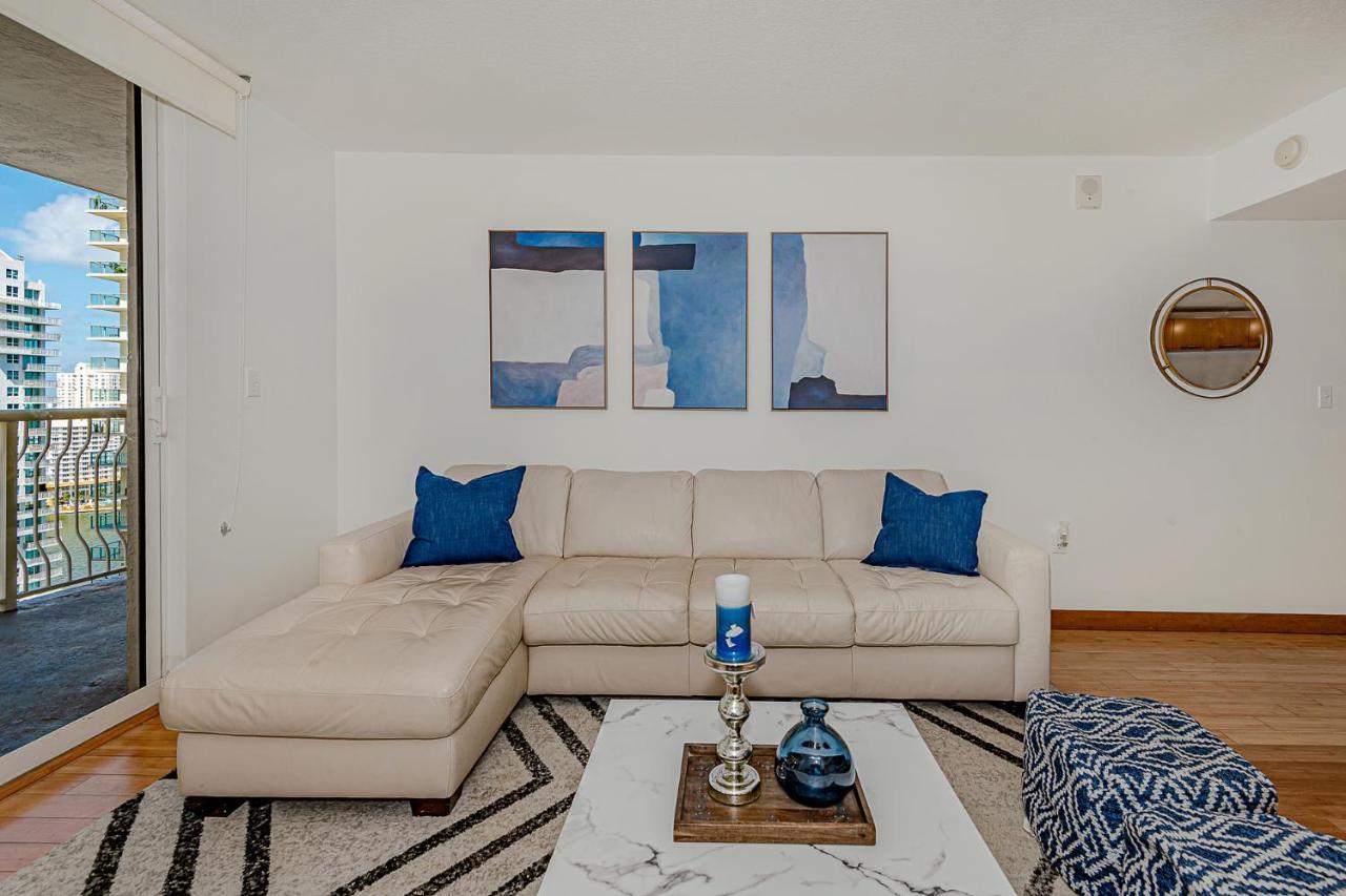 Lovely Condo With City & Ocean Views. Sleep Up To 6 People! 마이애미 외부 사진